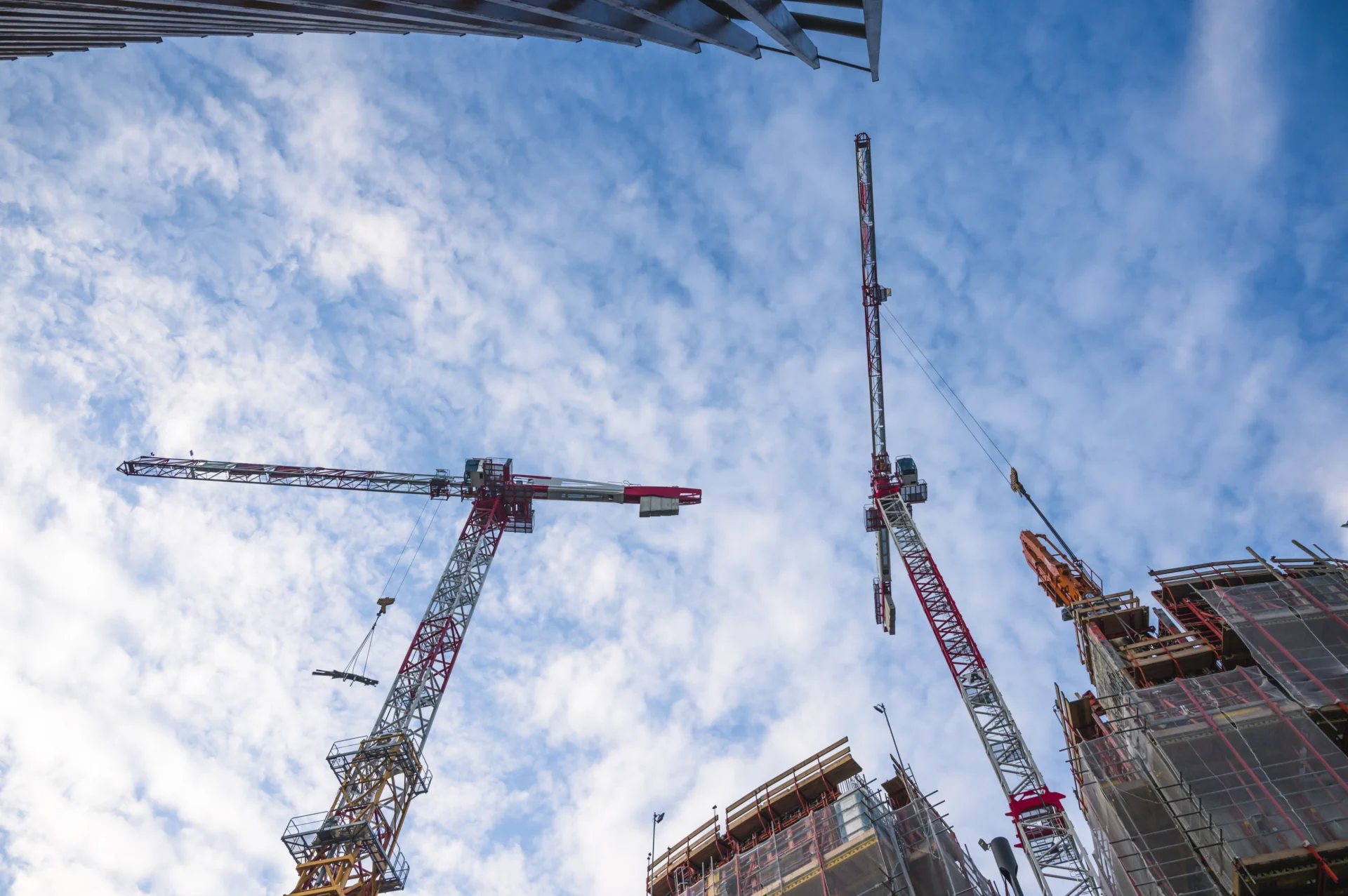 cranes-and-skyscrapers-building-the-new-city-2026-03-16-02-10-15-utc